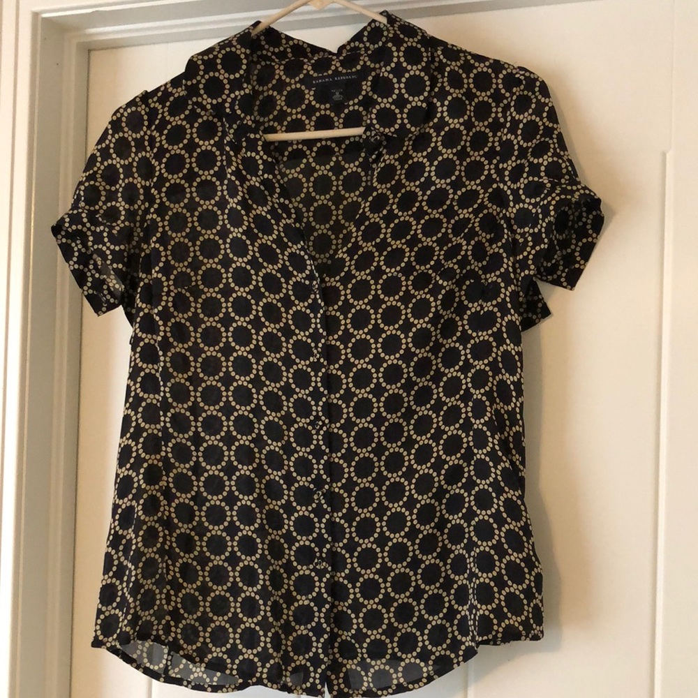 Banana Republic button down shirt, sz petite Medium, black/gold print